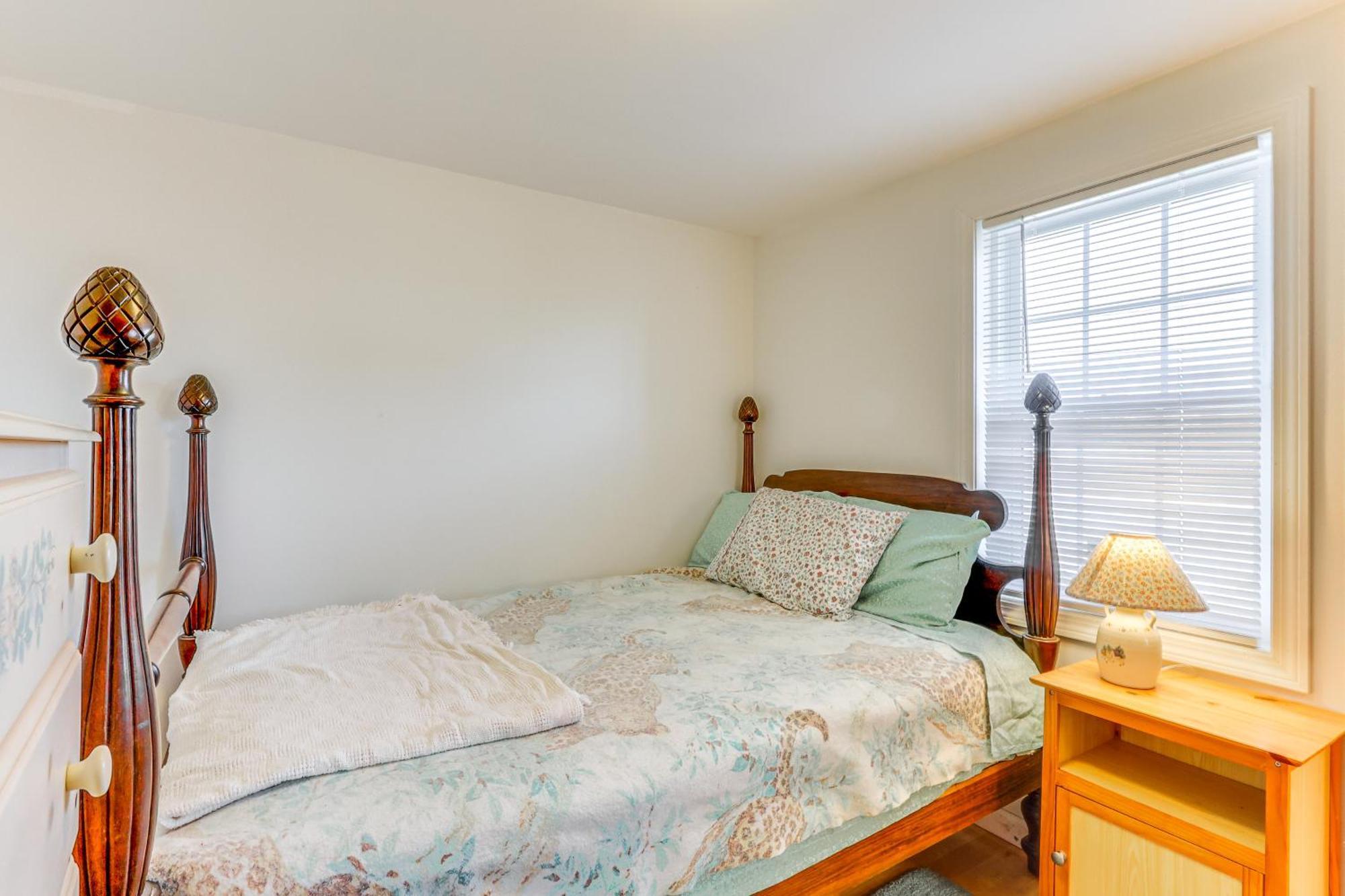 Charming Old Lyme Cottage, Steps To Private Beach! 외부 사진