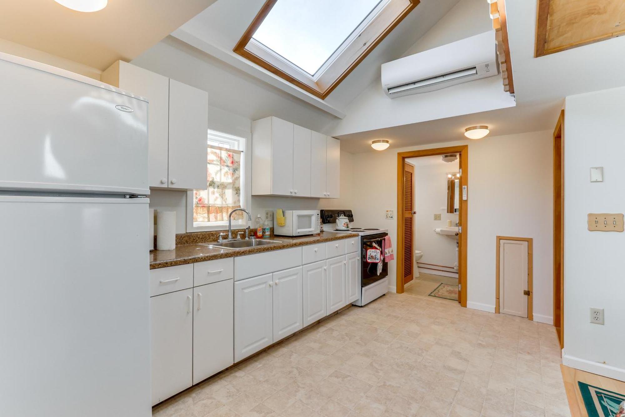 Charming Old Lyme Cottage, Steps To Private Beach! 외부 사진