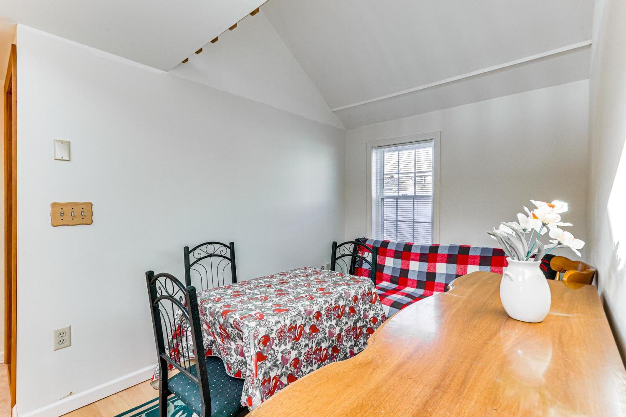 Charming Old Lyme Cottage, Steps To Private Beach! 외부 사진